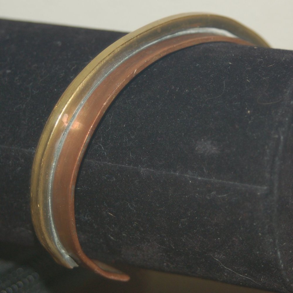 Handmade Two-Tone Heavier Copper Colored Bracelet - Picture 4 of 5